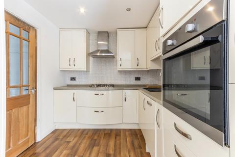 8 Southview Close, Cheshunt, Waltham Cross, EN7 6RT