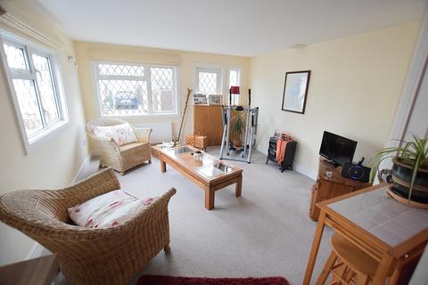 2 bedroom mobile home for sale, Woodlands Park, Stopples Lane, Hordle, Lymington, Hampshire. SO41 0JB