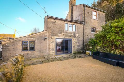 3 bedroom cottage for sale, Tripping Green, Halifax HX2
