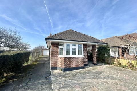 3 bedroom semi-detached bungalow for sale, Mountdale Gardens, Leigh-On-Sea