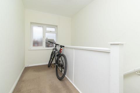 1 bedroom apartment for sale, Perkins Avenue, Margate, CT9