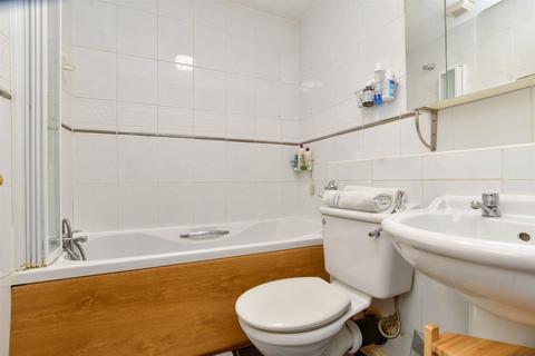 15 Rosemary Close, Croydon, CR0 3GS