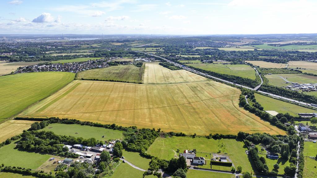 Barn End Farm, Dartford, DA2 7 QA (5&amp;6) NB 21