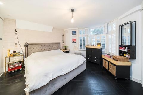 2 bedroom flat for sale, Tufnell Park Road, London N7