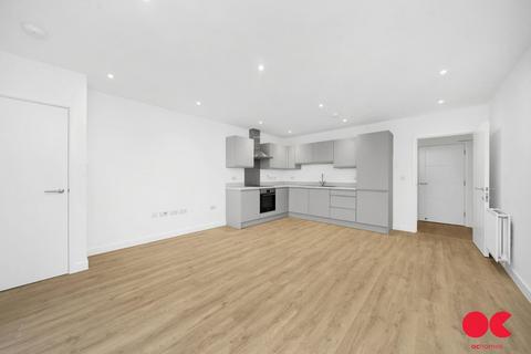 1 bedroom flat to rent, Spring Gardens, Romford RM7