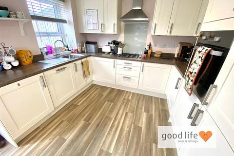 10 Ambrunes Close, Ryhope, Sunderland, SR2 0FL