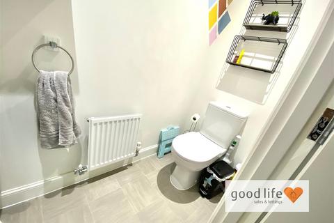 10 Ambrunes Close, Ryhope, Sunderland, SR2 0FL