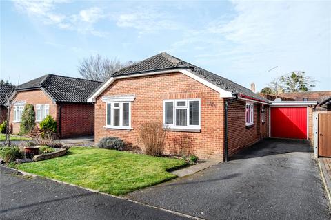 25 Laurel Close, North Warnborough, Hook, RG29 1BH