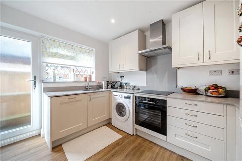 25 Laurel Close, North Warnborough, Hook, RG29 1BH
