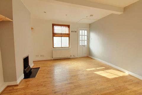 3 bedroom terraced house to rent, Castle Street, Brighton, BN1