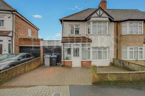 3 bedroom end of terrace house for sale, Kenwyn Drive, London, NW2