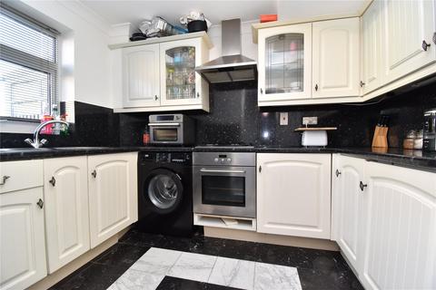 3 bedroom terraced house to rent, Kingsman Drive, Clacton-on-Sea, Essex, CO16