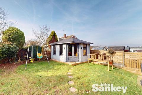 3 bedroom bungalow for sale, Burton Close, Sutton-In-Ashfield, NG17