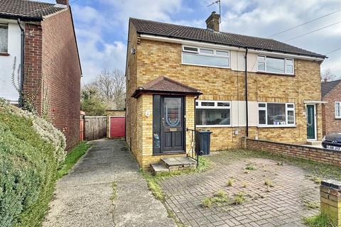 2 bedroom semi-detached house for sale, Edinburgh Gardens, Braintree