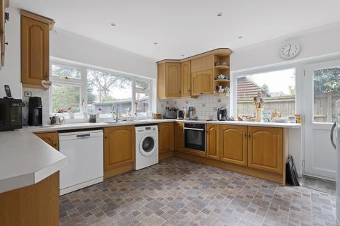 4 bedroom detached house for sale, Hamble Close, Warsash, Southampton, Hampshire. SO31 9GT