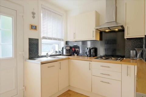 2 bedroom flat to rent, Hill Street, Hamilton, ML3