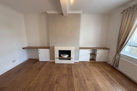 2 bedroom flat to rent, Hill Street, Hamilton, ML3