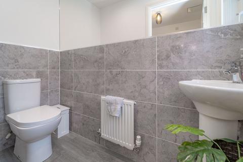 30 Appleton Drive, Livingston, EH54 6FP