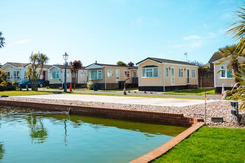 2 bedroom park home for sale, Birchington, Kent, CT7