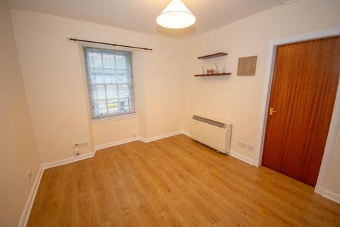 1 bedroom flat to rent, High Street, Kirkcaldy, KY1