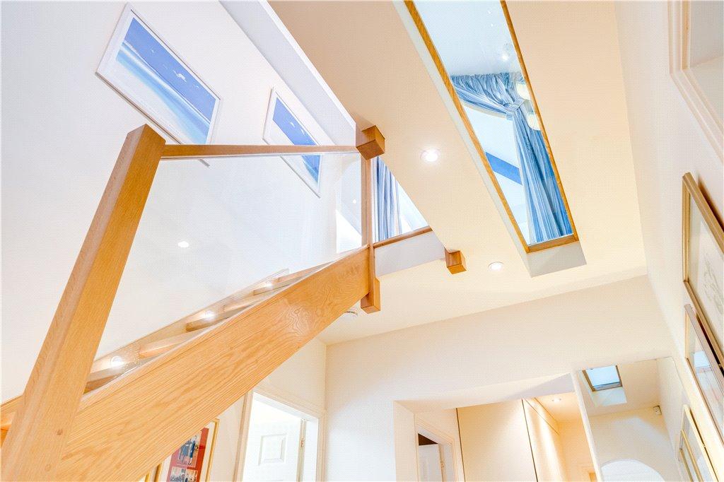 Feature Staircase