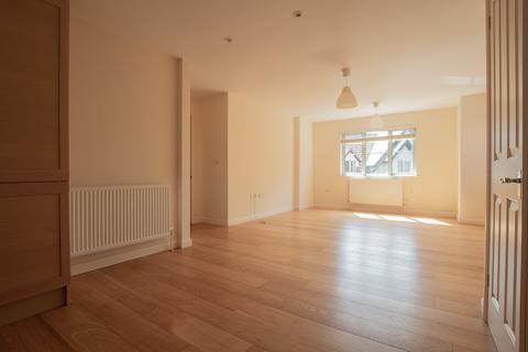 3 bedroom penthouse to rent, Mill Hill, Newmarket, CB8