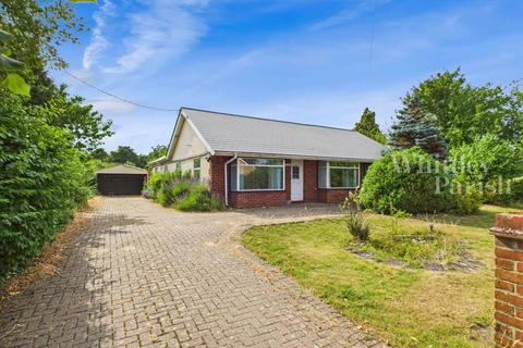 undefined, Hall Road, Winfarthing