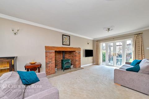 4 bedroom detached house for sale, Denison Court, Wavendon Gate