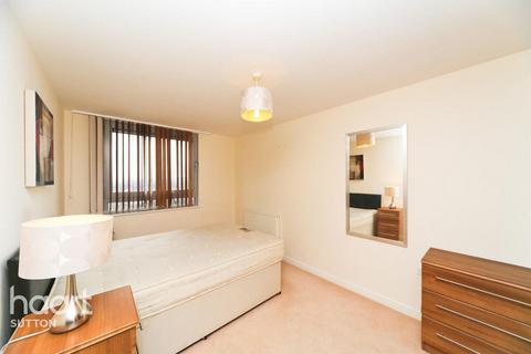 2 bedroom apartment for sale, Aspects 1 Throwley Way, Sutton