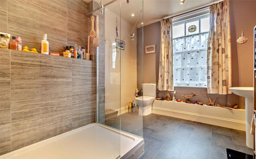 Annexe Shower Room
