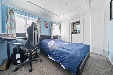 13 Pond Meadow, Guildford, GU2 8LE