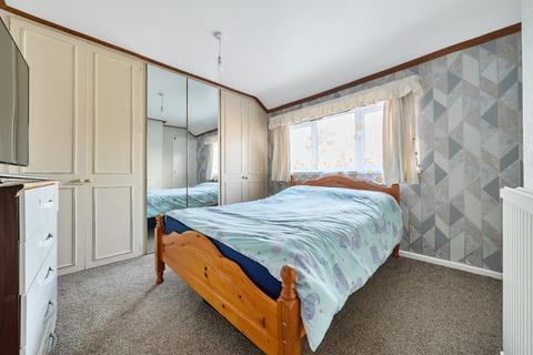 13 Pond Meadow, Guildford, GU2 8LE