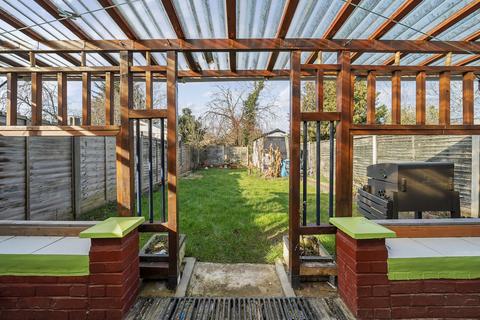 13 Pond Meadow, Guildford, GU2 8LE