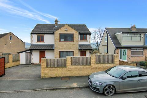 4 bedroom detached house for sale, Woodside Road, Silsden, BD20