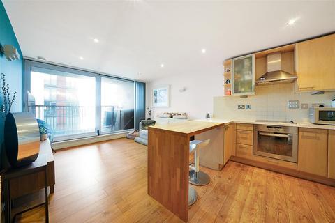 2 bedroom apartment for sale, Baltic Apartments, Royal Victoria Dock, E16