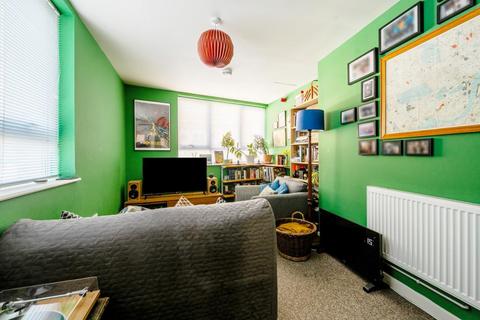 1 bedroom flat for sale, High Wycombe,  Town Centre,  Buckinghamshire,  HP11