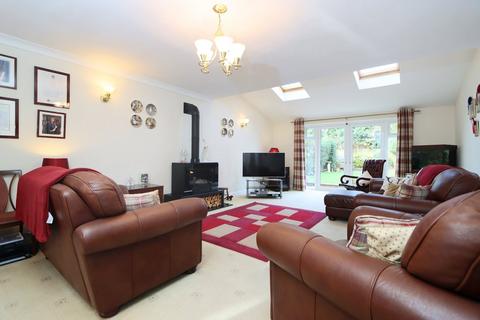 4 bedroom detached house for sale, Stuarts Green, Stourbridge, DY9