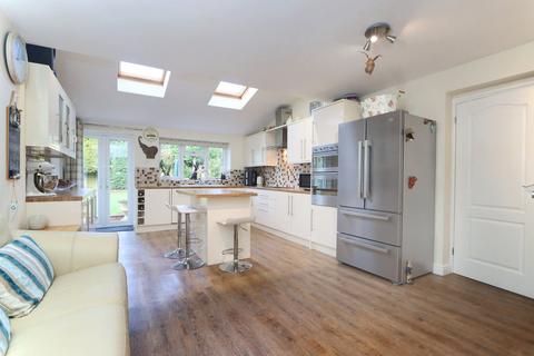 4 bedroom detached house for sale, Stuarts Green, Stourbridge, DY9