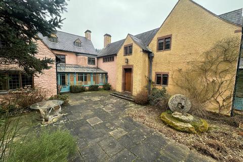 5 bedroom detached house to rent, Coach Road, Redbrook, NP25