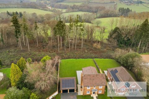 5 bedroom detached house for sale, North Trade Road, BATTLE, TN33