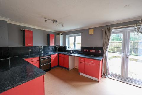 3 bedroom terraced house for sale, Trevail Way, St Austell, PL25
