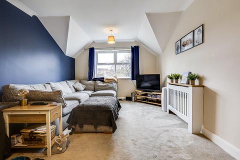 2 bedroom flat for sale, Farsley Beck Mews, Stanningley, Pudsey, Leeds,, LS13
