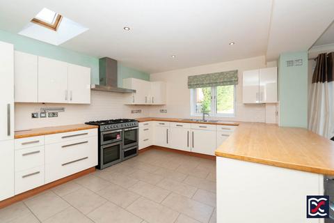 4 bedroom detached house for sale, Hardingstone Lane, Hardingstone NN4