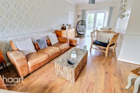 2 bedroom detached bungalow for sale, Bunkers Hill, Lincoln