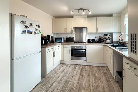 2 bedroom apartment for sale, Amsbridge Crescent, Littlehampton, West Sussex