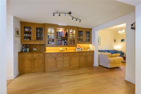 Lochie Farmhouse Duchally Road, Auchterarder, PH3 1PW