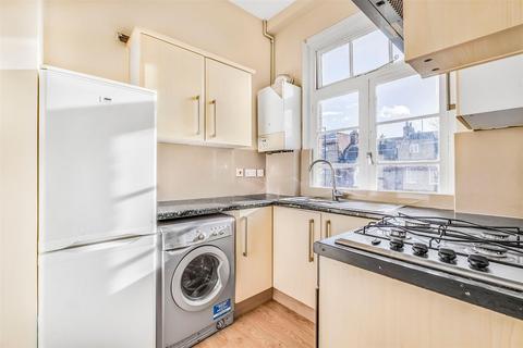 2 bedroom flat to rent, West Hill, Wandsworth SW18