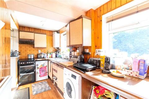 3 bedroom semi-detached house for sale, Thwaites Avenue, Ilkley, West Yorkshire, LS29
