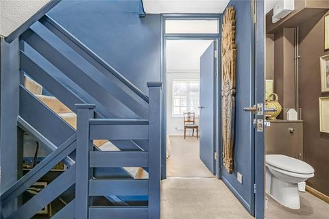 14 Queen Close, Henley-on-thames, RG9 1BP