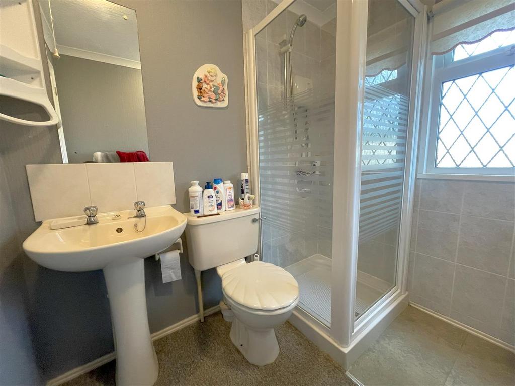 Shower room .jpg